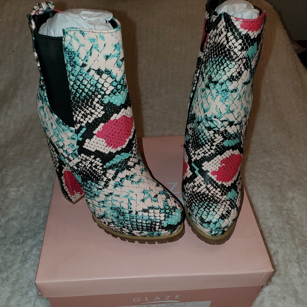 Women boots